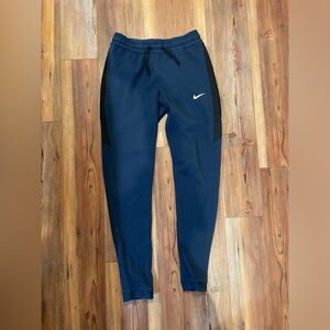 Nike joggers